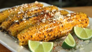 Photo of Malam Minggu di Kawasan Dago Bandung Tak Lengkap Tanpa Cicipi Jagung Bakar 4 Rasa