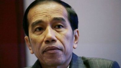 Photo of Elektabilitas Jokowi ‘dibayangi’ masalah ekonomi, kebangkitan PKI dan SARA