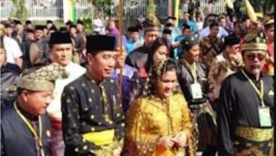 Photo of Survei SMRC: Mayoritas Publik Tak Percaya Hoaks soal Jokowi