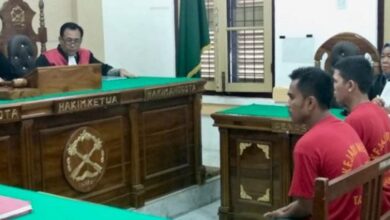 Photo of Dua Kurir 100 Kg Ganja Dituntut Penjara Seumur Hidup