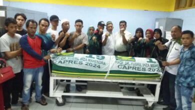 Photo of Ditutup Bendera PBB, Jenazah Alm Sudirman Diberangkatkan ke Bantaeng