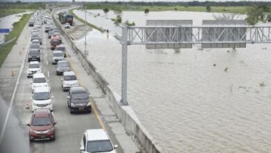 Photo of Banjir Mulai Surut, Tol Kertosono-Ngawi Mulai Bisa Dilintasi