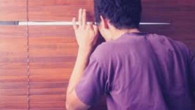 Photo of Mengintip Wanita yang Sedang Mandi, Dapat Diseret ke Jalur Hukum atau Tidak?