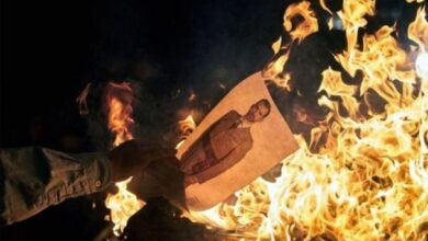 Photo of Separatis Catalonia Gelar Unjuk Rasa dan Bakar Foto Raja Spanyol