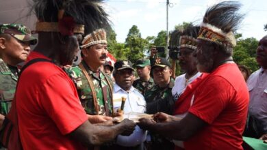 Photo of TNI Terima Hibah Lahan Pembangunan Makogabwilhan III di Papua