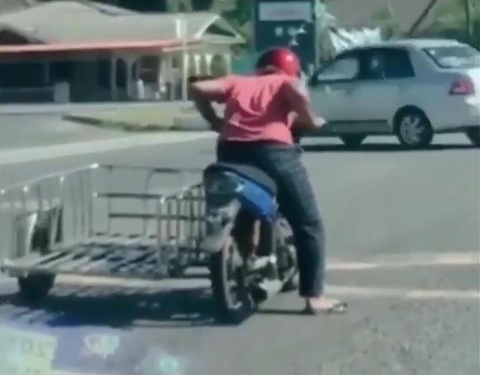 Aksi Kocak Pengendara Motor Bebek Sespan Bikin Ngakak Abadikini Com