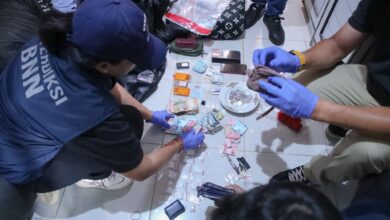 Photo of BNN dan Polri Gerebek Kampung Ambon Jakarta dalam Operasi Pemberantasan Narkoba