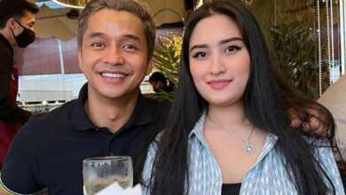 Photo of Sepakat Bercerai, Adly Fairuz dan Angbeen Rishi Dipastikan Sudah Pisah Rumah