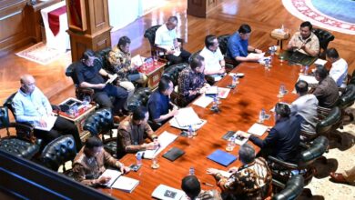 Photo of Prabowo Pimpin Rapat Kabinet di Hambalang, Bahas Penertiban Tambang dan Kawasan Ilegal