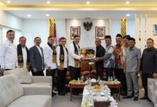 Photo of Kunjungi Gedung DPRA, Menko Polkam Djamari Chaniago: Ini Adalah Sejarah