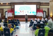 Photo of Korbrimob Polri Terima Kunjungan Siswa-Siswi TK Islam Mutiara Hikmah dan TK Al-Karim