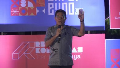 Photo of Buka Ekraf Expo, Wawali Tidore Tegaskan Pemerintah Tak Bisa Jalan Sendiri: Ruang Komunitas Kunci Pemerataan Ekonomi