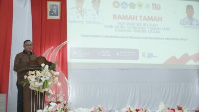 Photo of Wali Kota Tidore Muhammad Sinen: Kebersamaan dan Persatuan Guru Harus Diutamakan
