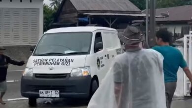 Photo of Anggota DPR Dorong Dapur SPPG Program MBG Dialihfungsikan Menjadi Posko Darurat Bencana