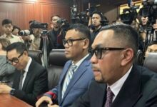 Photo of Sahroni, Eko Patrio, dan Nafa Urbach Kena Sanksi MKD, Ini Rinciannya