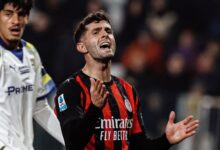 Photo of Parma Bangkit dari Ketertinggalan, Milan Pulang dengan Rasa Pahit