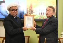 Photo of TSU Rusia Kukuhkan Ngabalin Jadi Visiting Professor, Golkar Dorong Diplomasi Ilmu Pengetahuan