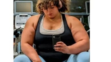 Photo of Gelar “Wanita Terkuat Dunia” Dicopot: Atlet AS Didiskualifikasi karena Terlahir Laki-Laki