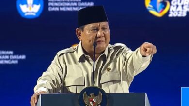 Photo of Hentikan Risiko Nyawa, Prabowo Instruksikan Gerakan Nasional Pembangunan Jembatan