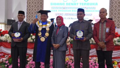 Photo of Di Tengah Tantangan Global, Sahli Wali Kota Tidore Hadiri Wisuda Sarjana Universitas Bumi Hijrah dan Beri Pesan Kontribusi Nyata
