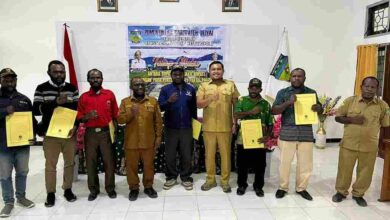 Photo of Perkuat Kolaborasi Politik: Bupati Melkianus Mote Ajak 11 Partai di Deiyai Bersinergi Dorong Pembangunan Daerah
