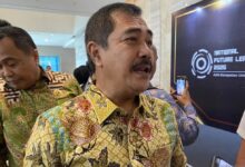 Photo of Kalapas Dicopot Usai Diduga Paksa Narapidana Muslim Makan Daging Anjing