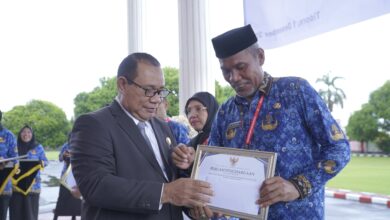 Photo of Motivasi Kinerja ASN: Pemkot Tidore Beri Penghargaan Kepada Juara Lomba Inovasi Daerah di HUT KORPRI