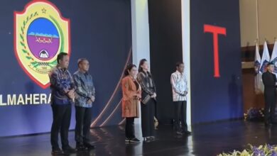 Photo of Kepemimpinan Ikram-Ahlan Berbuah Manis: Halteng Sabet Dua Penghargaan Nasional Bukti Sinergi OPD