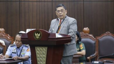 Photo of DPR Sebut Penempatan TNI di Jabatan Sipil Sebagai Keniscayaan Strategis dan Konstitusional