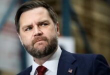 Photo of Empat Warga Tewas, Puluhan Luka, JD Vance Akui Operasi AS di Iran Bisa Salah Sasaran