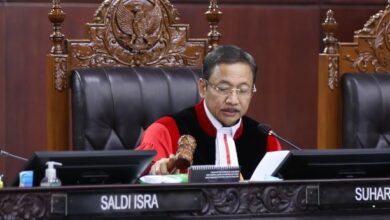 Photo of MK Nyatakan UU Hak Keuangan Pejabat Negara “Out of Date”, Beri Waktu 2 Tahun untuk Bentuk UU Baru