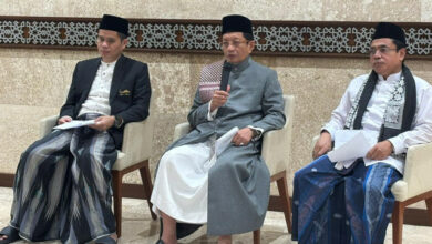 Photo of Presiden Prabowo Salat Idulfitri di Aceh, Wapres Gibran di Istiqlal
