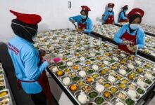 Photo of Anggaran MBG Rp255 Triliun Disorot, Guru Bawa ‘Tagihan’ Pengawasan Rp888 Miliar ke MK