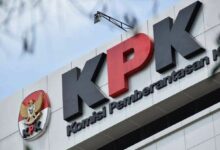 Photo of Kasus Suap Bea Cukai Melebar! KPK Periksa Dua Pejabat DJBC, Ada Aliran Dana Baru?