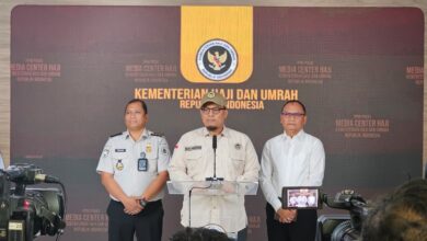 Photo of Kemenhaj Perkuat Satgas Haji Ilegal, 80 Keberangkatan WNI Ditunda