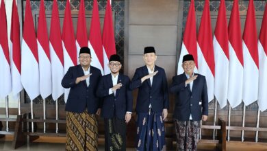 Photo of Wamenhaj Minta Jemaah Jaga Kesehatan dan Laporkan Pungutan Oknum