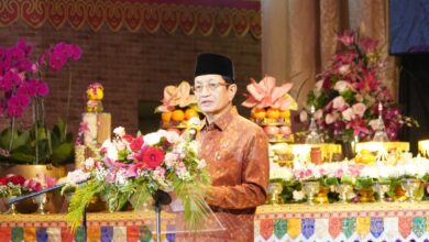 Photo of Waisak 2026, Menag: Dharma Pelita Kehidupan