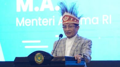 Photo of Menag Ajak Pejabat Waspadai Gratifikasi Berkedok Hadiah