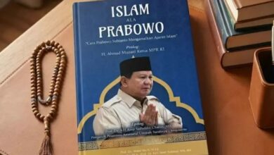 Photo of Buku ‘Islam ala Prabowo’ Disorot, Pengamat: Jangan Sampai Jadi Jebakan untuk Presiden